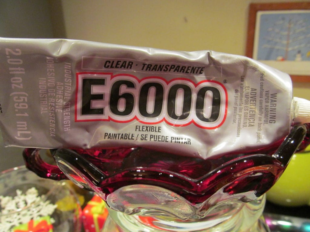 package of E-6000 craft glue