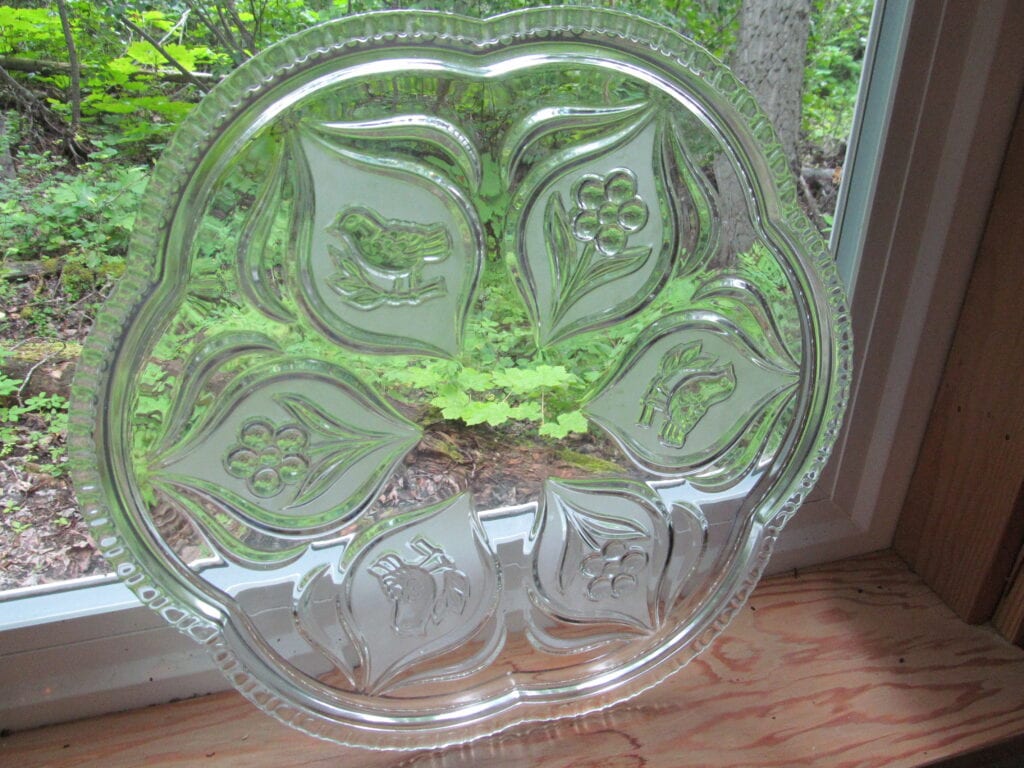 Scalloped-edge glass serving platter to make into DIY Garden Decor