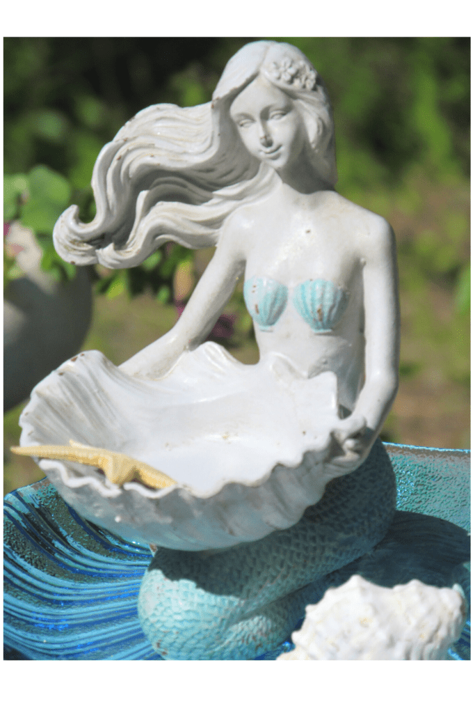 Little mermaid figurine made of plastic